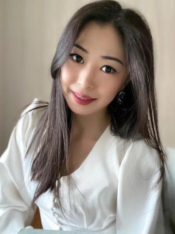 Регина Супер Брюнетка